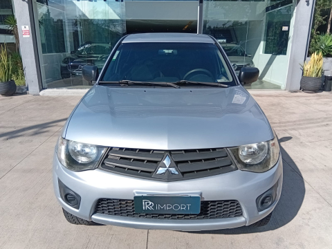 Mitsubishi  L200 3.2 TRITON 2013