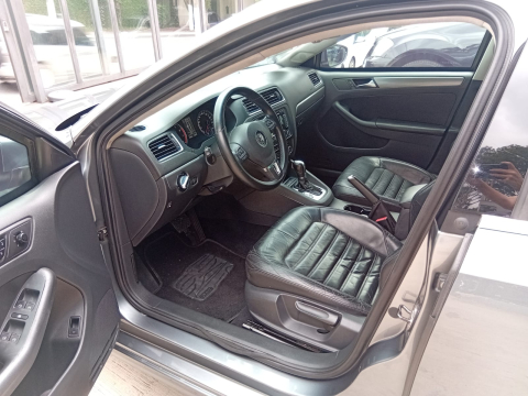 Volkswagen JETTA 2.0 TURBO 2012 200CV 2012