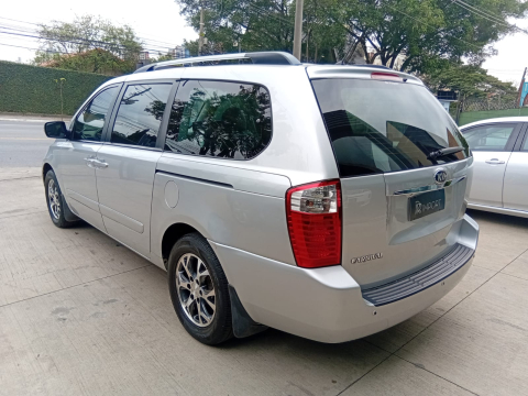 Kia Carnival 3.5 EX 2015