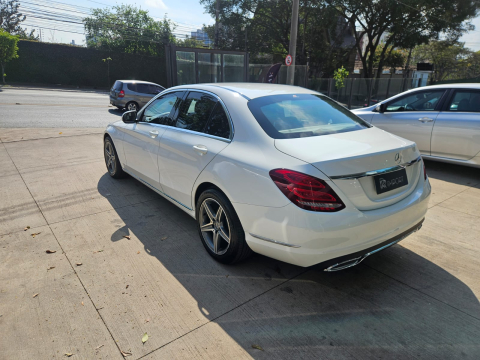 Mercedes-Benz  C 180  1.6 Avantgarde 2015